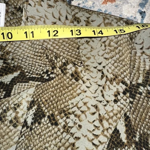 Danny & Nicole Jacket Sz 10P Snake Print Jacket Button Front 1 Piece - Picture 7 of 9
